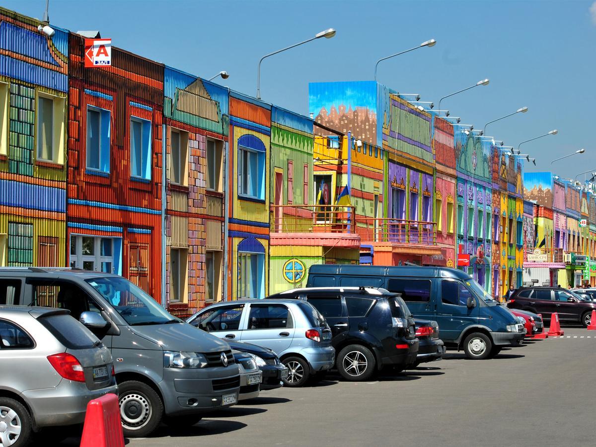 Hostel Darnitsa1 Kijev Kültér fotó