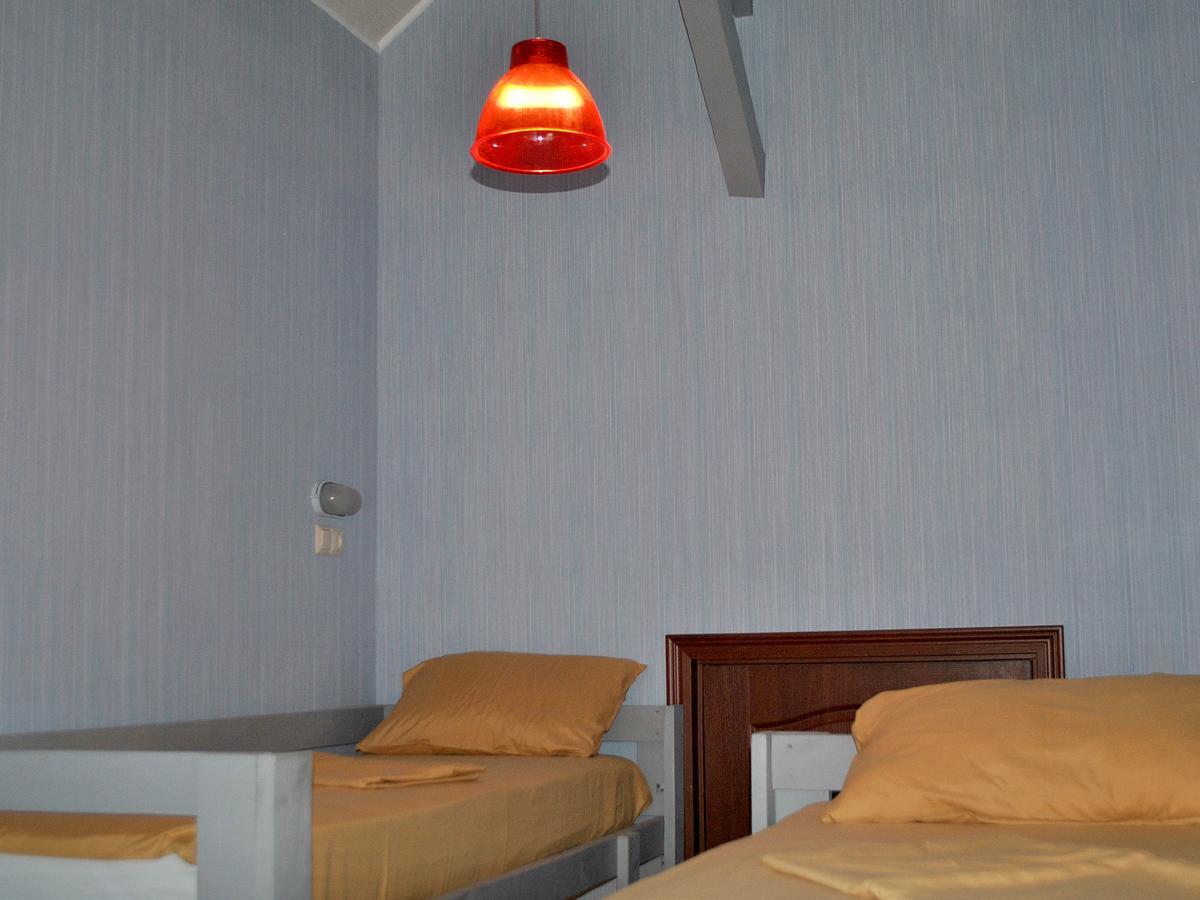 Hostel Darnitsa1 Kijev Kültér fotó