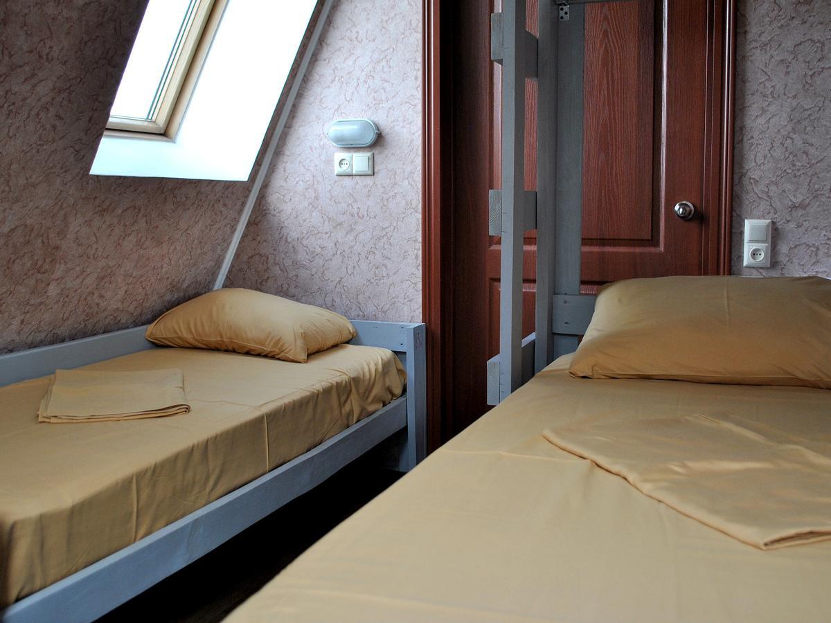 Hostel Darnitsa1 Kijev Kültér fotó