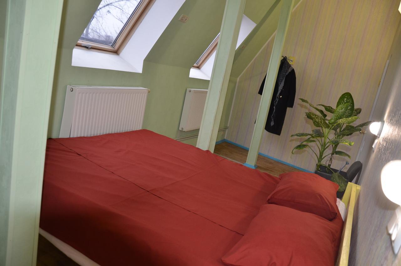 Hostel Darnitsa1 Kijev Kültér fotó